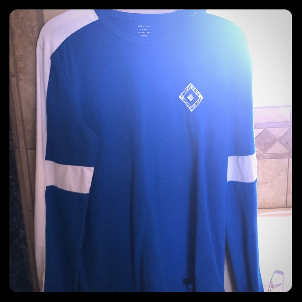 American Eagle Athletic shirt